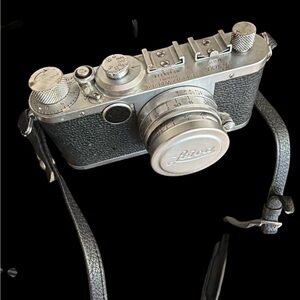 Leica Classic Silver and Black Camera